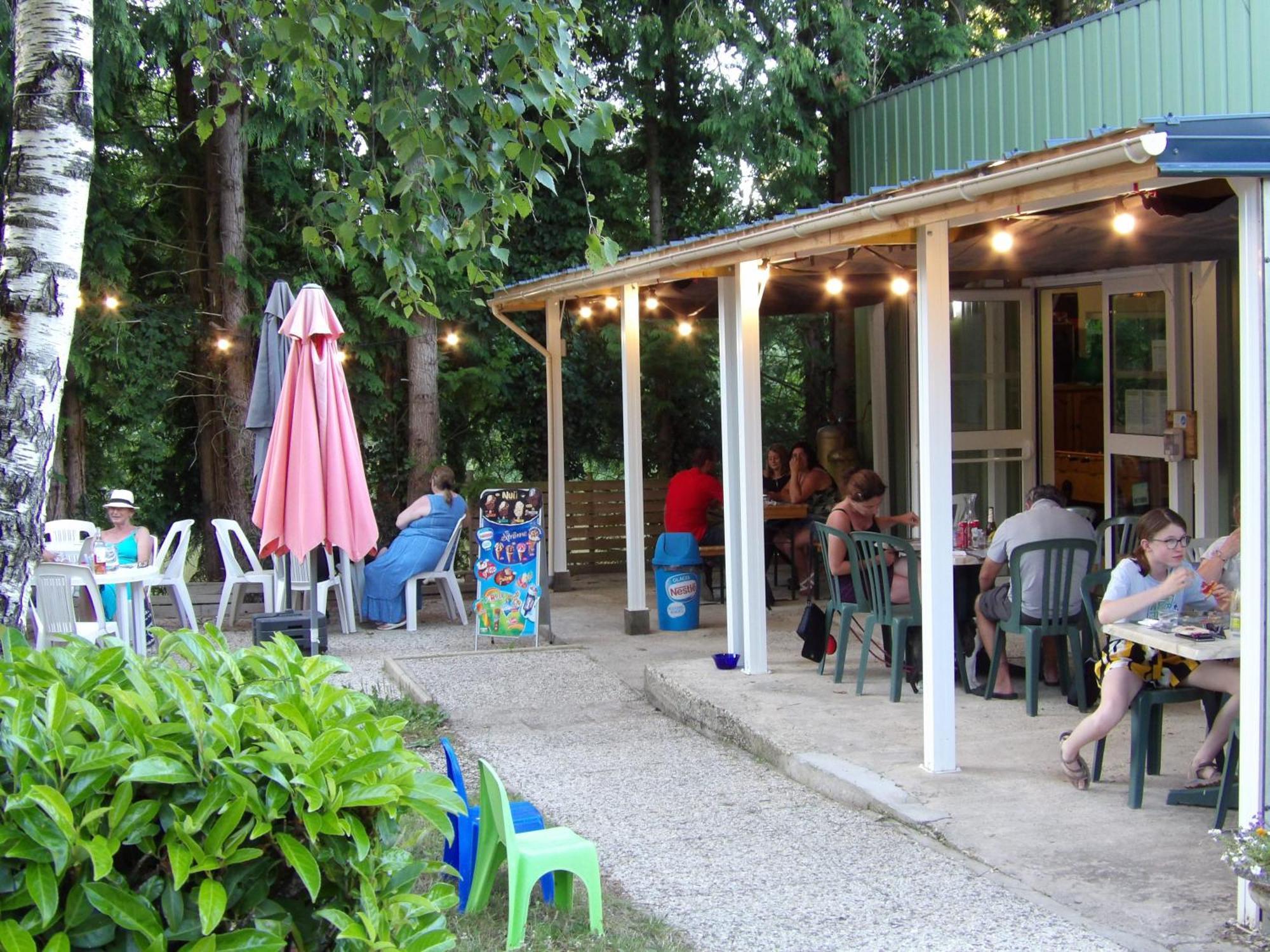 Camping Smile & Braudieres Mezieres-sous-Lavardin Exterior photo