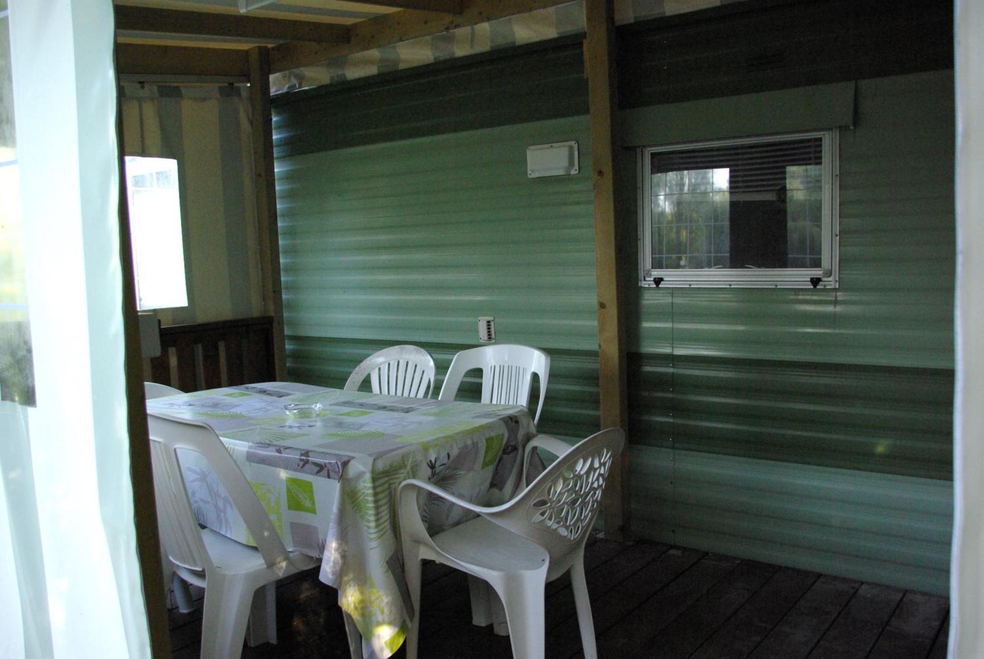 Camping Smile & Braudieres Mezieres-sous-Lavardin Room photo
