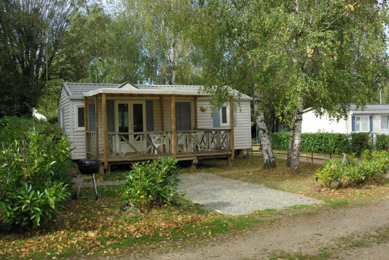 Camping Smile & Braudieres Mezieres-sous-Lavardin Exterior photo